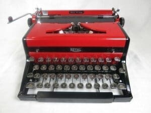 Royal Quiet De Luxe Typewriter in Red and Black