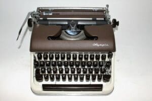 Olympia SM3-SM4 Typewriter in Brown and Ivory