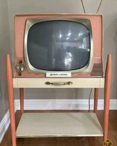 Sylvania television 1959, Karl Business Machines props.